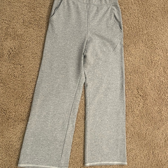 PINK Victoria's Secret  Gray wide legs sweatpants size small - Picture 3 of 5